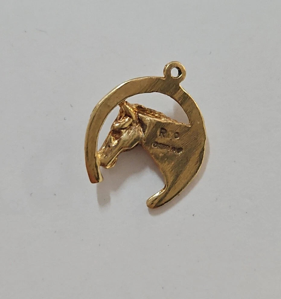 9ct Yellow Gold Horseshoe Pendant