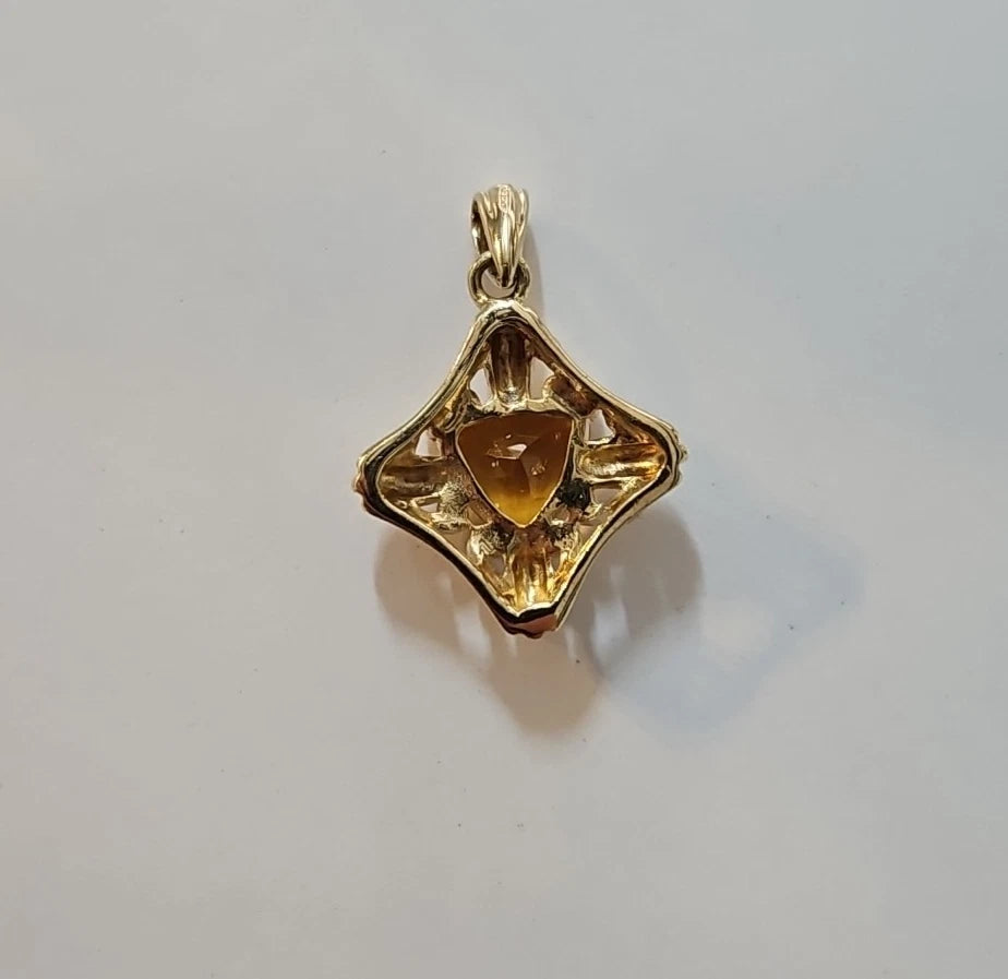 9ct Yellow Gold Citrine Heart Pendant