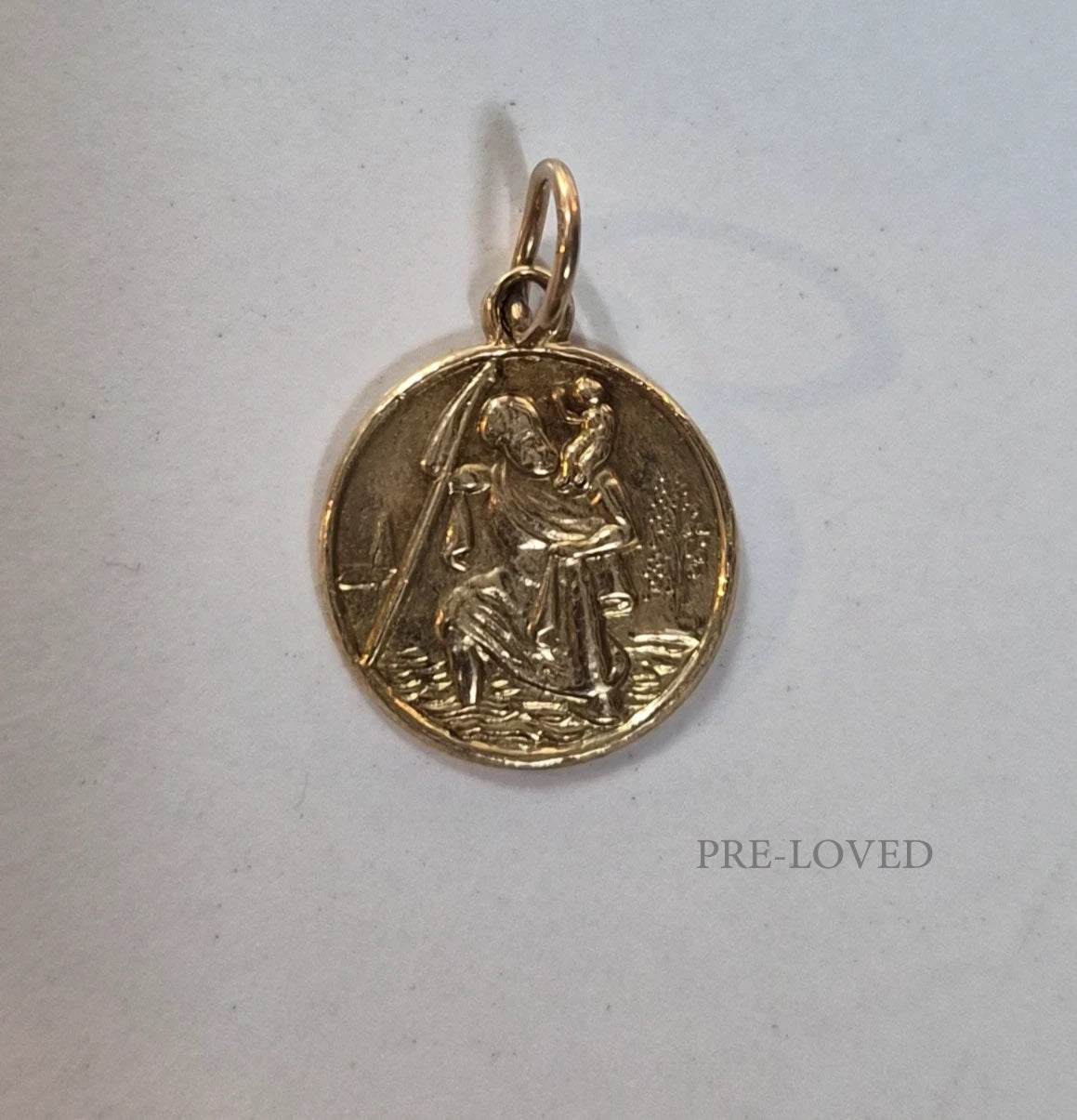 9ct Yellow Gold Round St Christopher Pendant