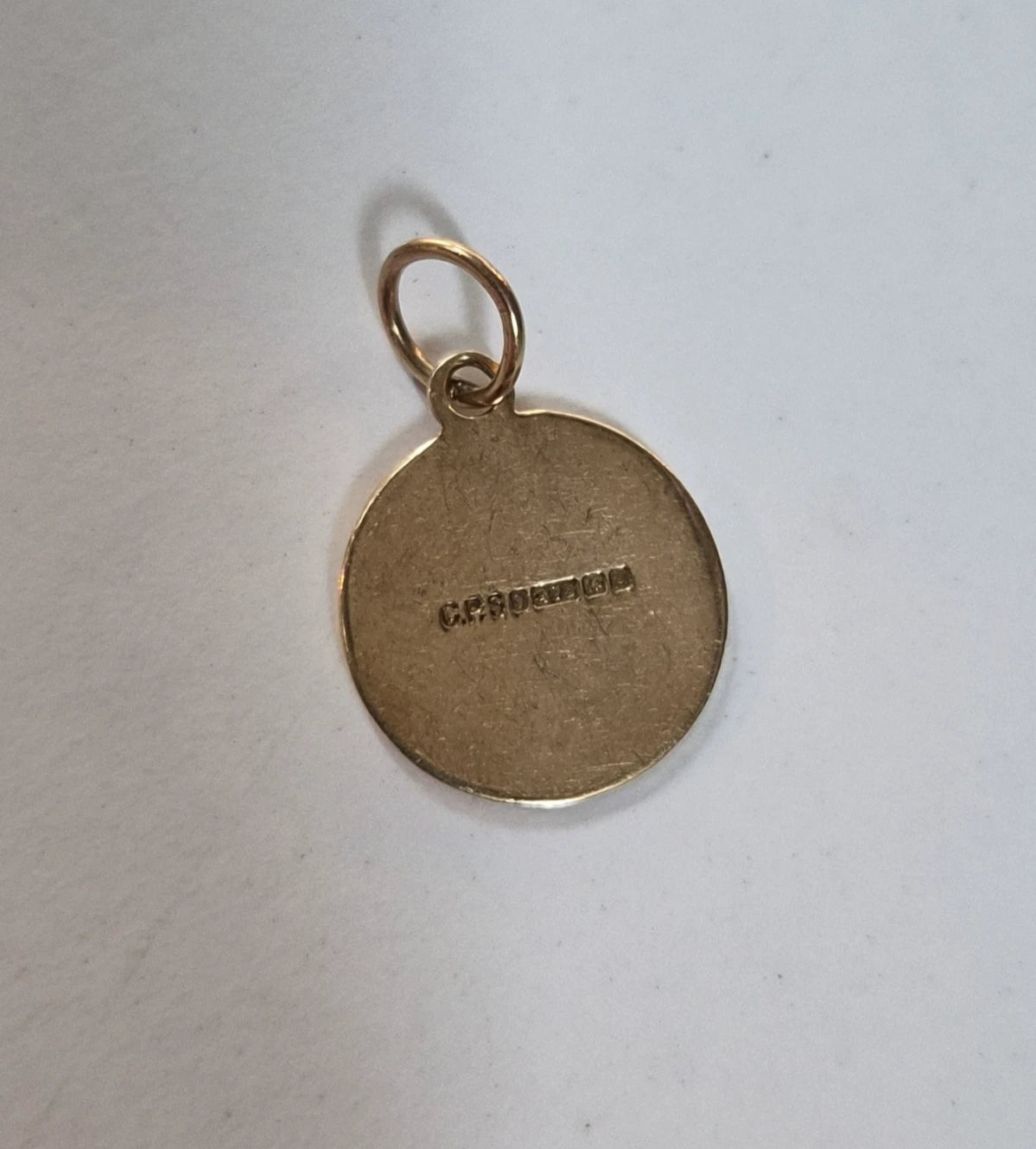 9ct Yellow Gold Round St Christopher Pendant