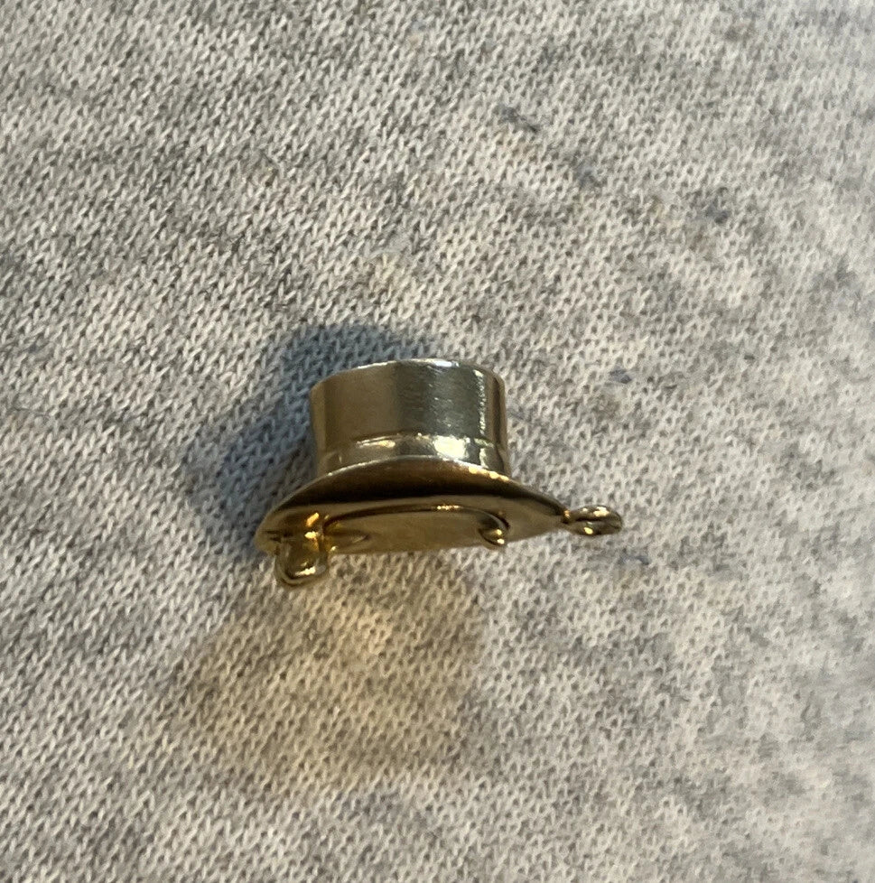 9ct Yellow Gold Rabbit in Hat Opening Charm