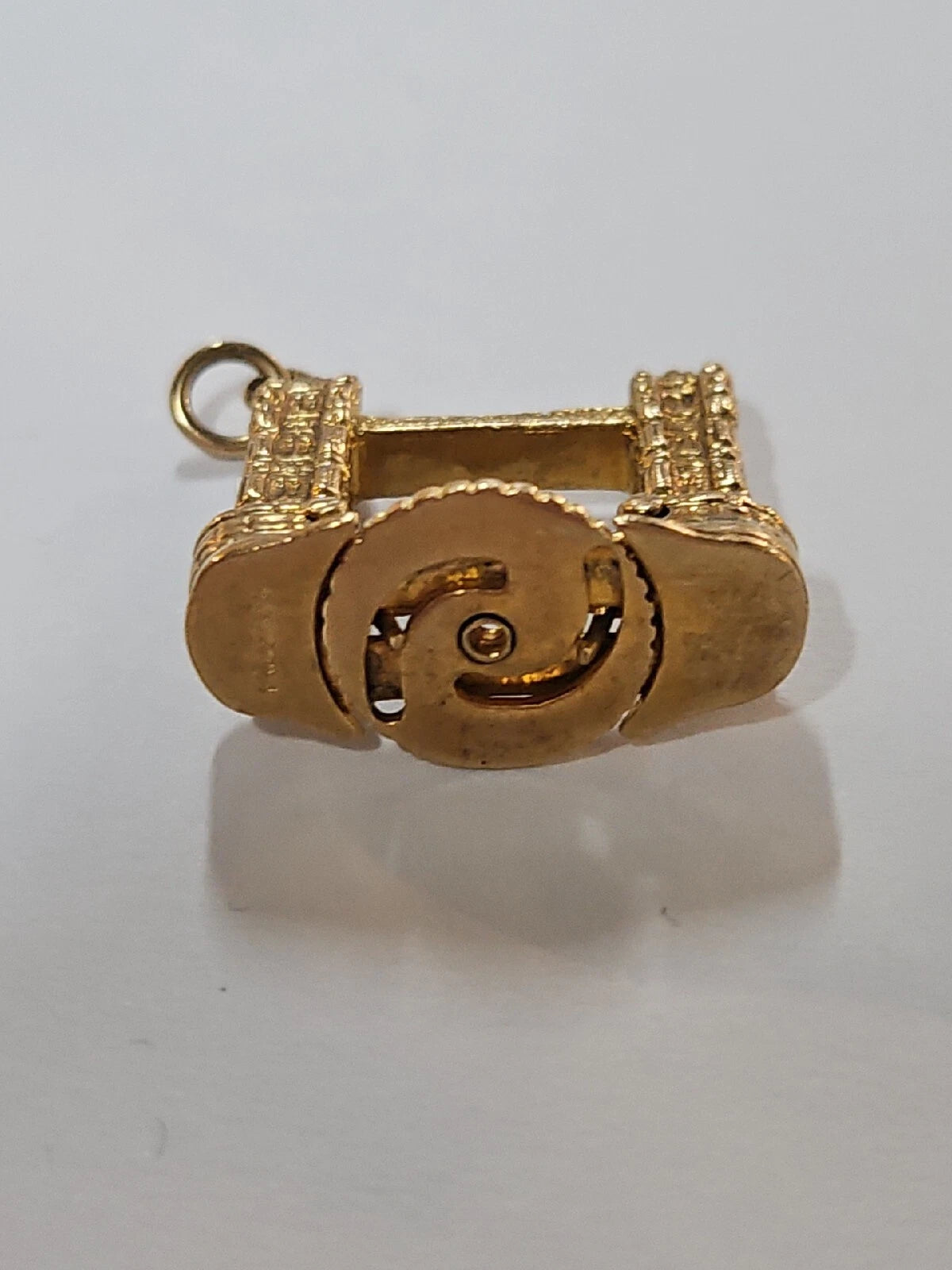 9ct Gold Opening London Tower Bridge Charm