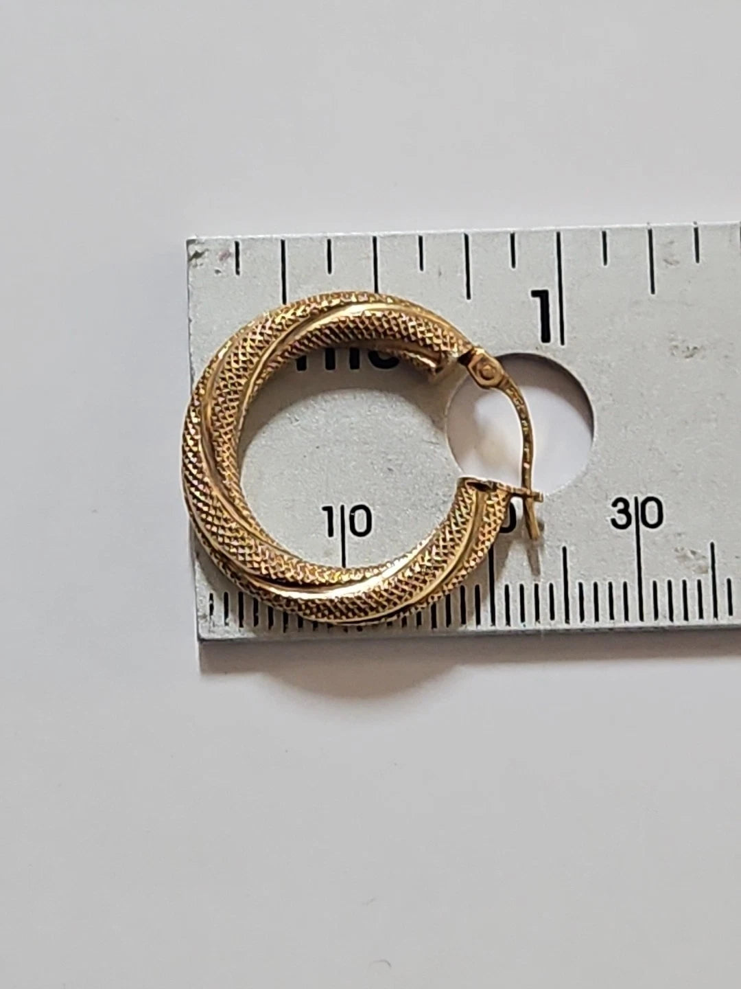 9ct Yellow Gold Frosted Hoop Earrings