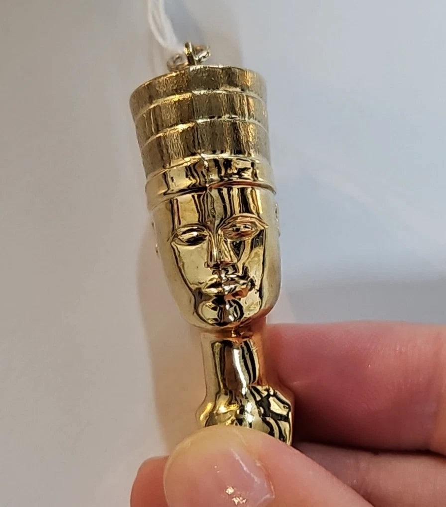 9ct Yellow Gold Queen Nefertiti Hollow Pendant