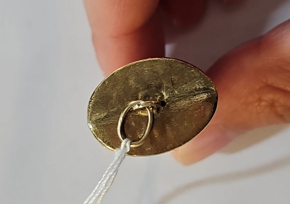 9ct Yellow Gold Queen Nefertiti Hollow Pendant