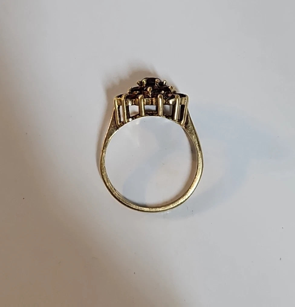 9ct Yellow Gold Garnet Cluster Ring, Size P