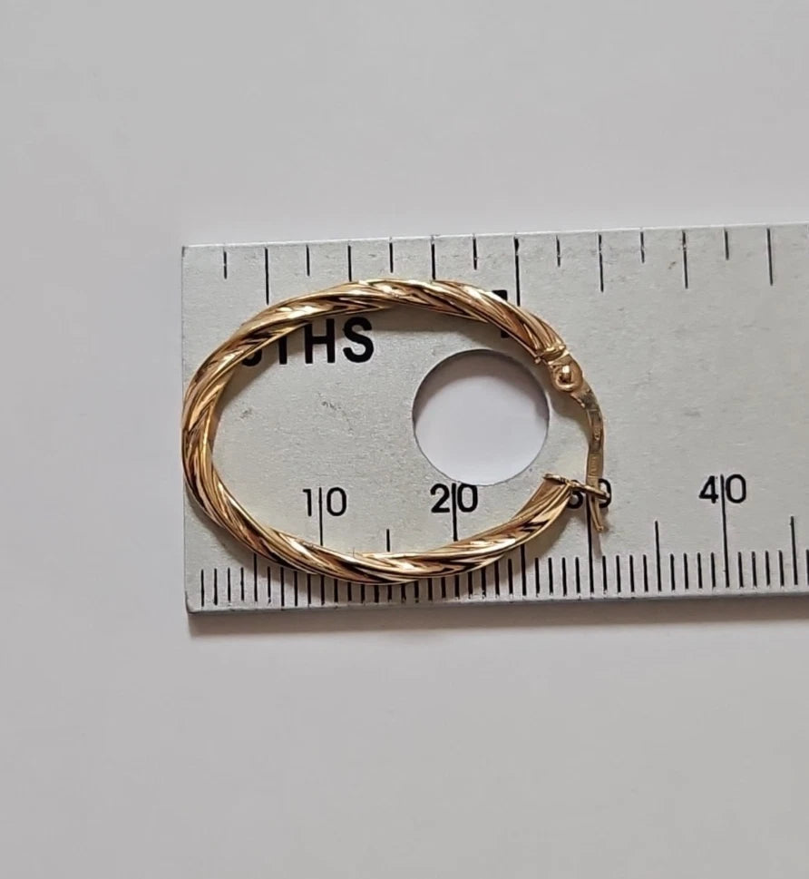 9ct Yellow Gold Twist Oval Hoops