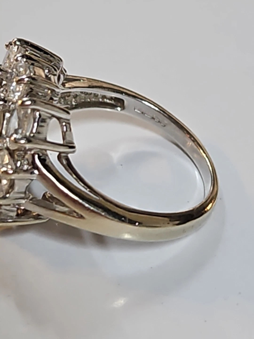 9ct White Gold CZ Cluster Ring, Size N