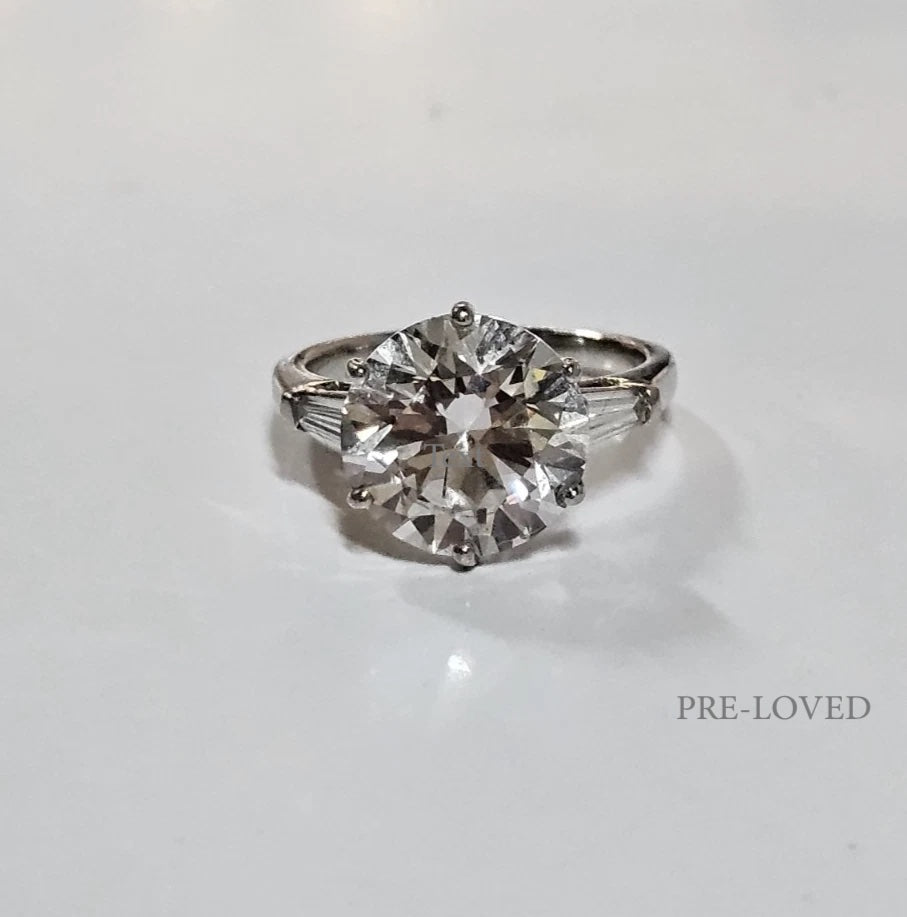 IGI Certified Lab Grown 5.64ct Round Diamond G VS2 Platinum Ring