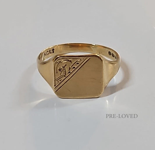 9ct Yellow Gold Square Signet Ring, Size Q