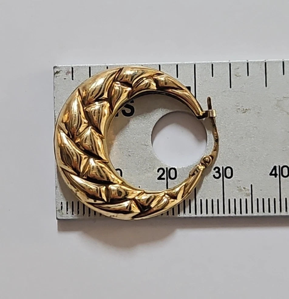 9ct Yellow Gold Patterned Hoop Earrings