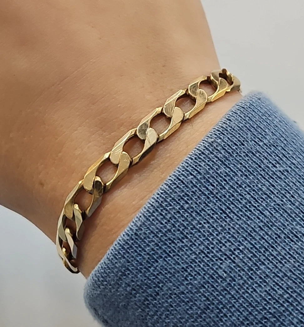9ct Yellow Gold Curb Bracelet, 8.25 Inches