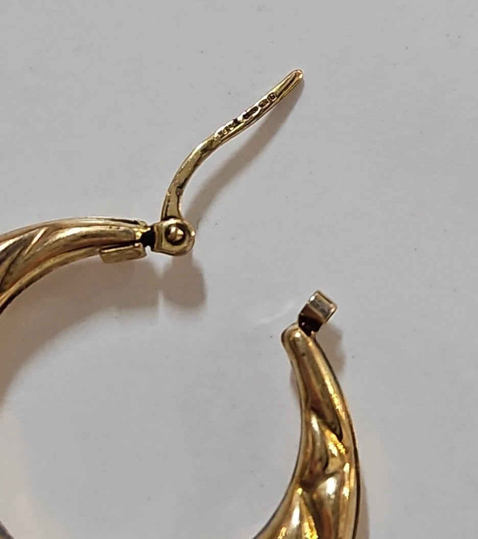 9ct Yellow Gold Patterned Hoop Earrings