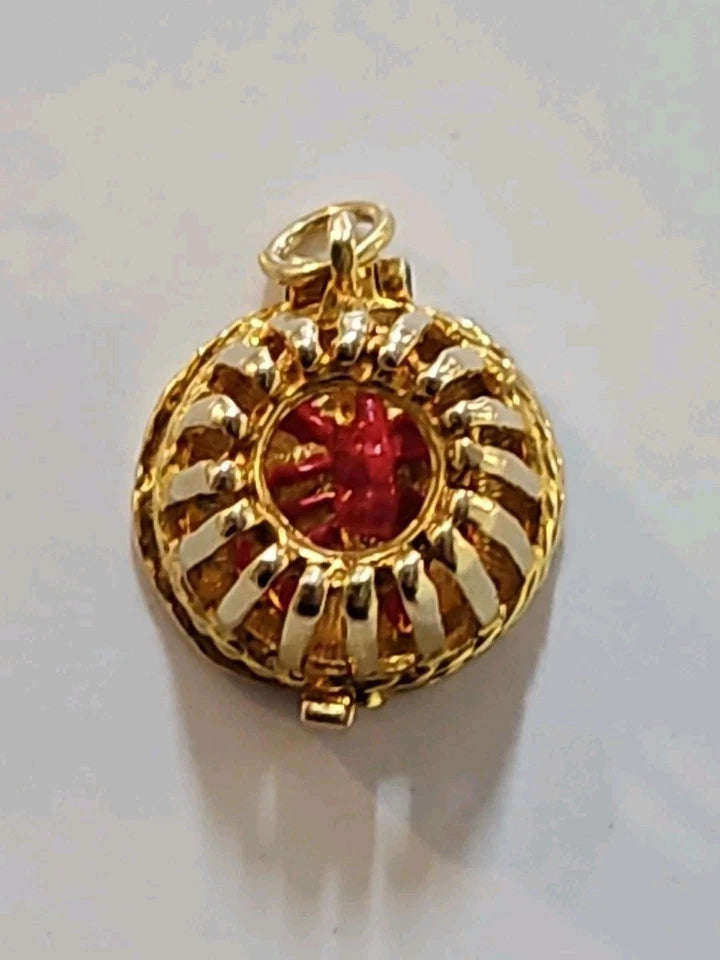 9ct Yellow Gold Opening Lobster Pot Cage Charm